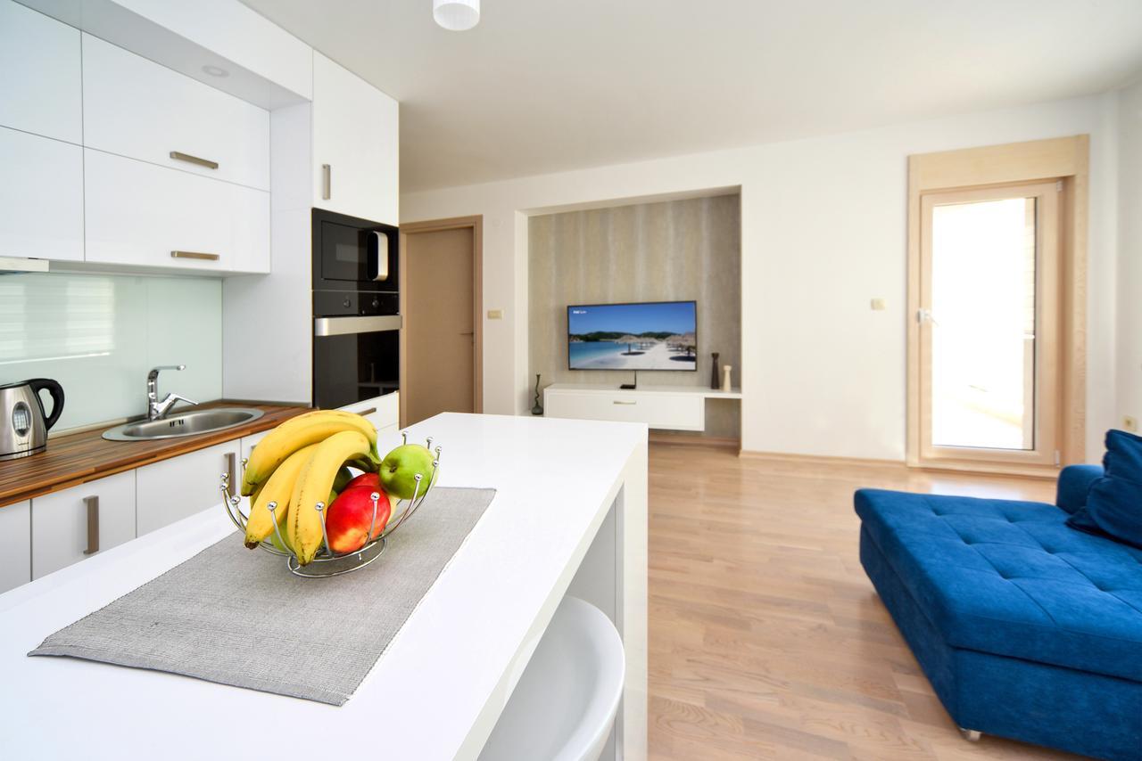 Lux Beach Apartment *