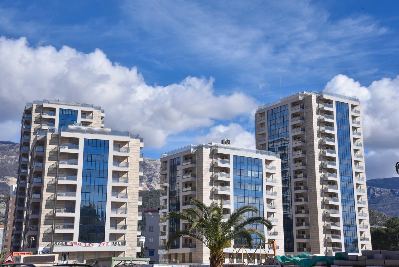 Lux Beach